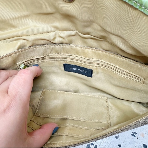 Vintage Nine West Baguette Green and Canvas Women’s Shoulder Bag OS - Picture 8 of 12